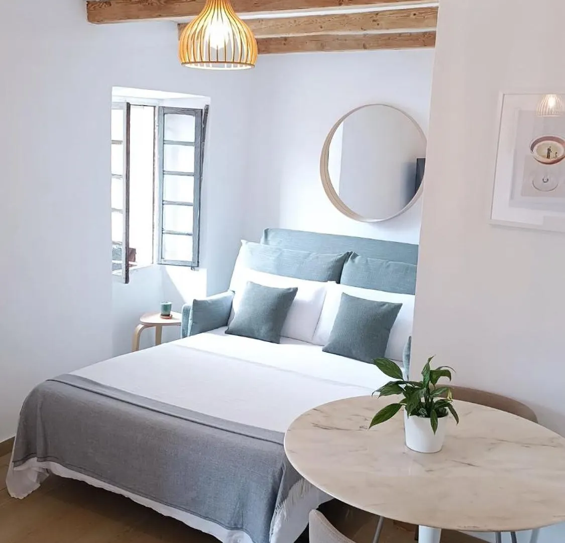 Village Hideaway With Lake Views Ossuccio